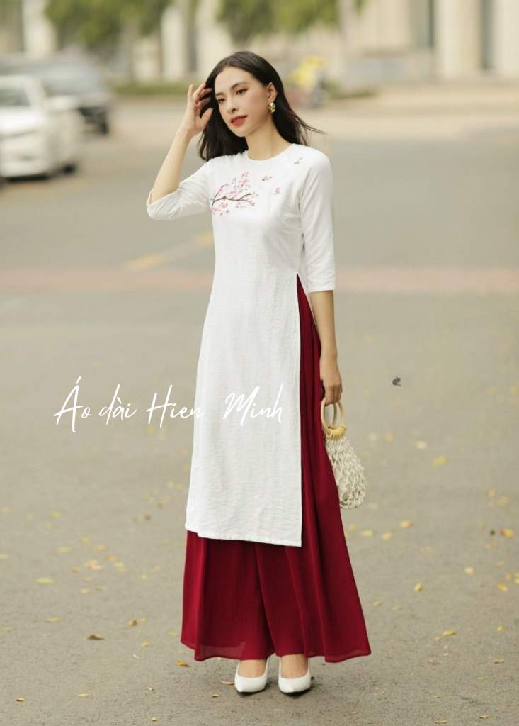 ao dai nu phoi quan ong rong