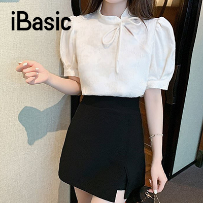 Mix Đồ Cùng Các Kiểu Áo Cổ Tàu Đẹp Cho Nữ Năm 2024