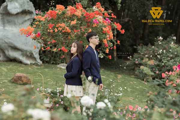 Kieu Tao Dang Tua Lung Vao Nhau