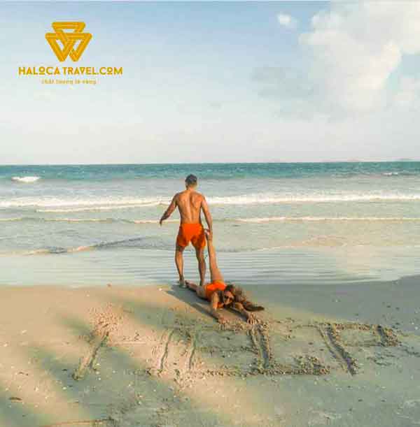 Tao Dang Ngo Nghinh Cho Cap Doi