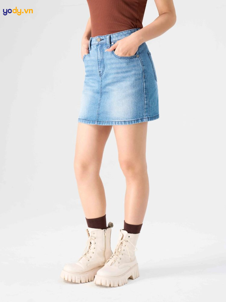 chân váy jean ngắn