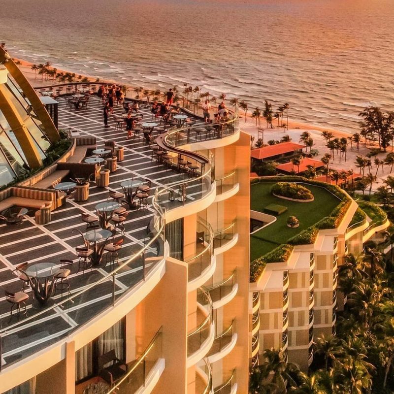 Top 9 quán bar Phú Quốc view biển dành cho bạn chill hết nấc