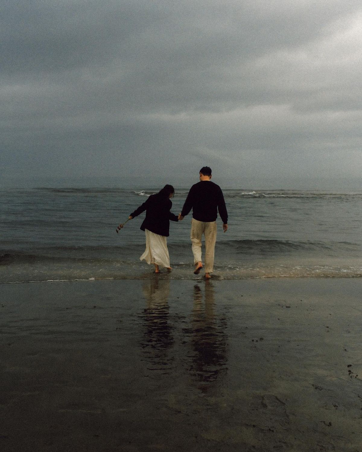 Tình yêu ở biển không ồn ào nhưng lâu bền