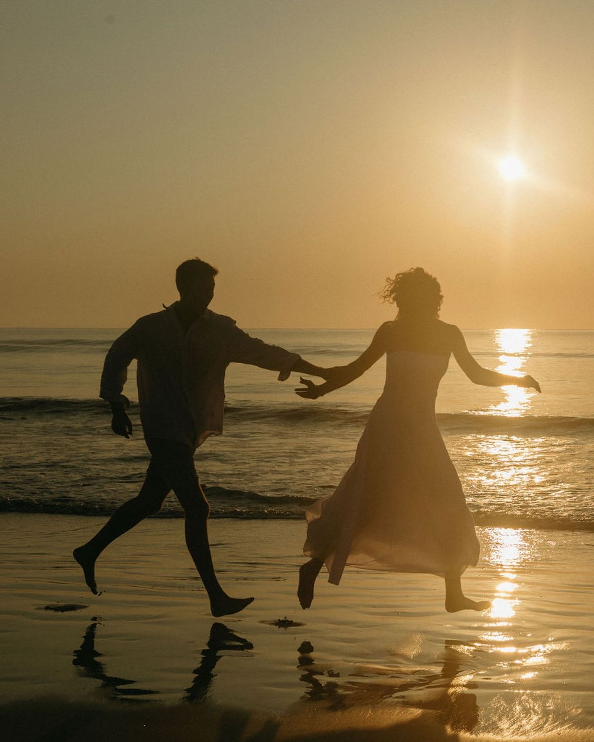 Giữa muôn cảnh, biển và tình yêu vẫn là nhất