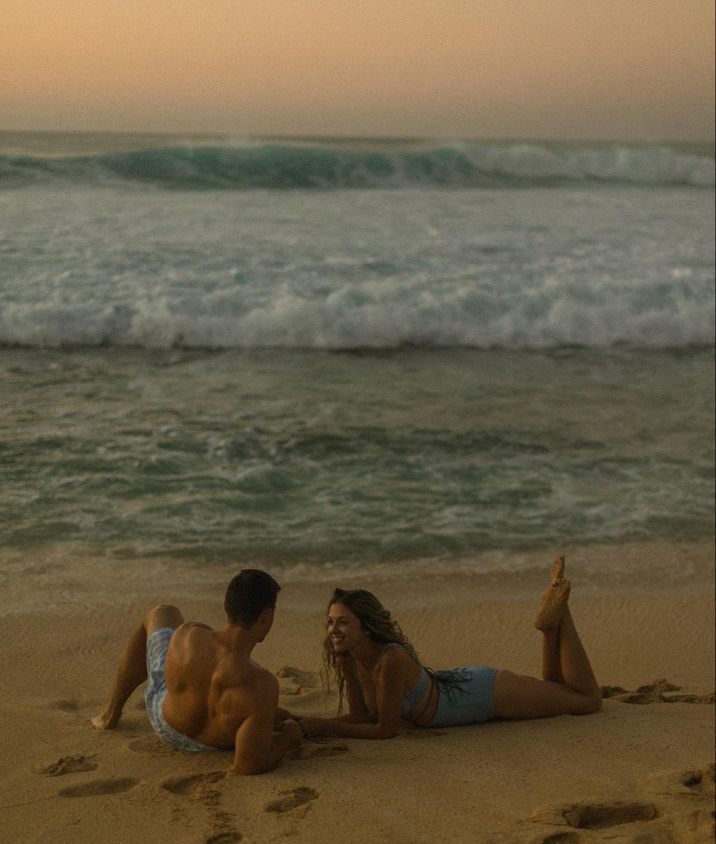 Nhìn lại ảnh cũ, vẫn nghe tiếng sóng vang bên tai