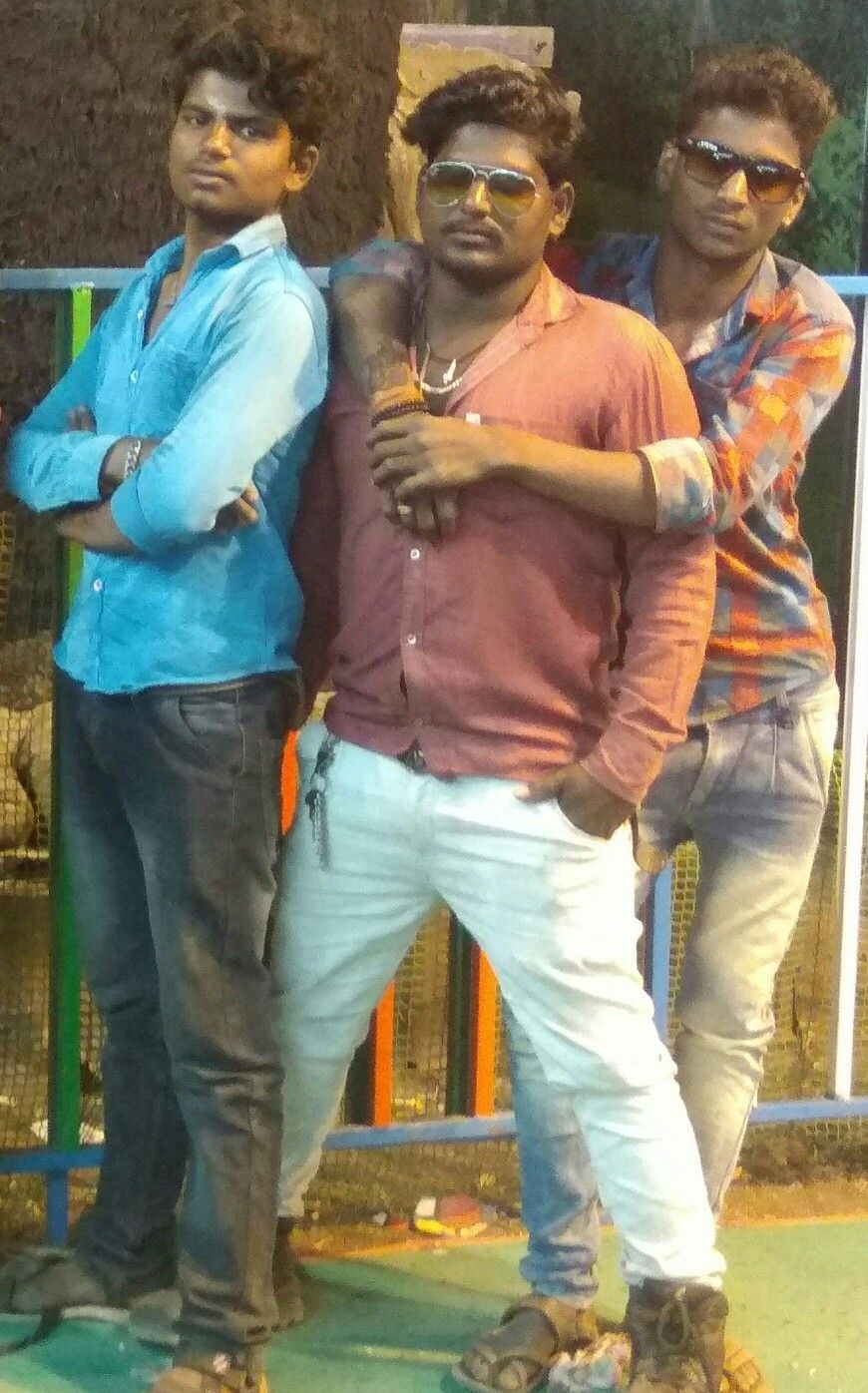 Ảnh nhóm mà không lầy thì không phải nhóm mình