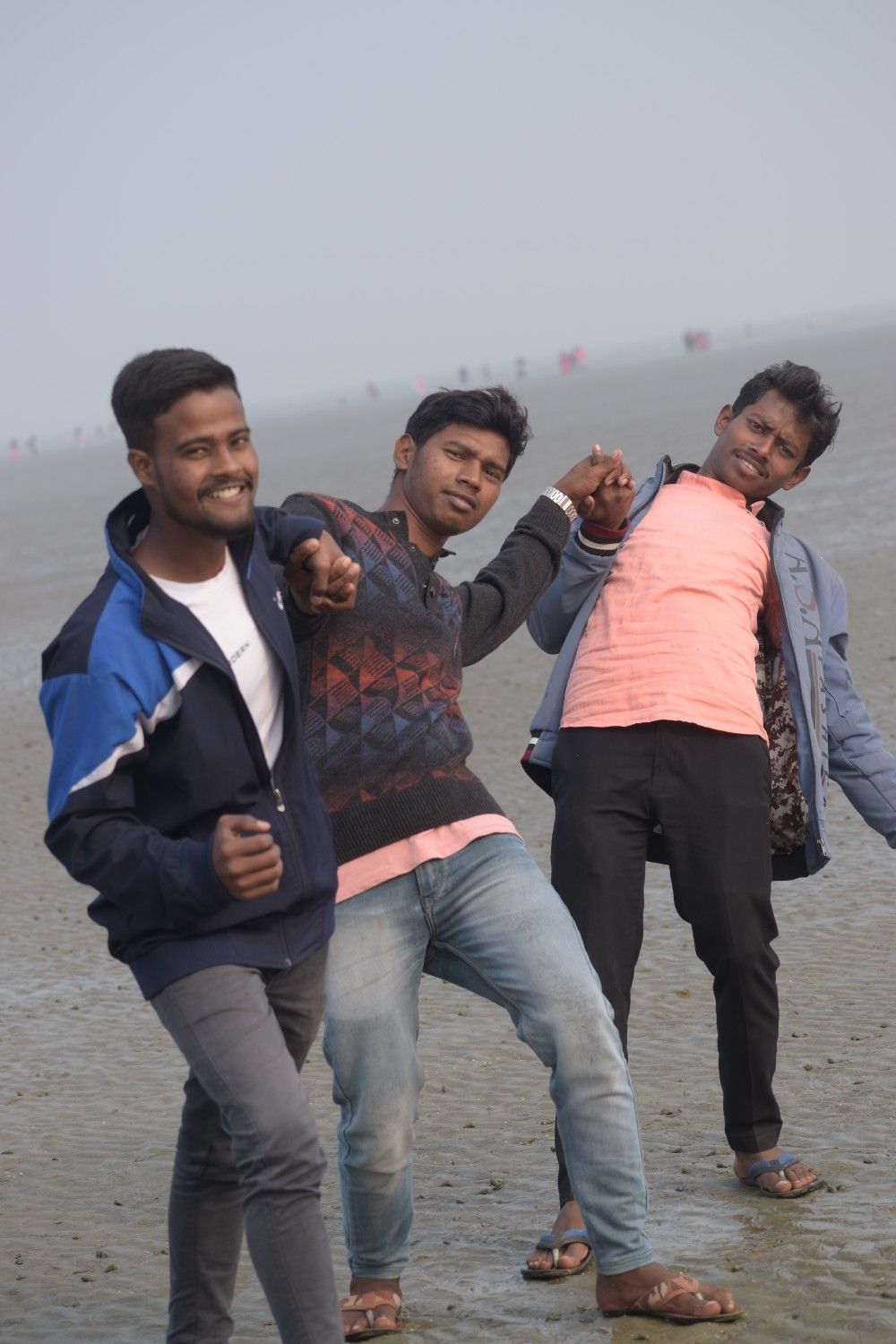 Chụp ảnh để giữ kỷ niệm… và tiếng cười