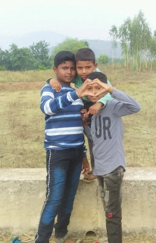 Hạnh phúc là có nhóm bạn cùng lầy