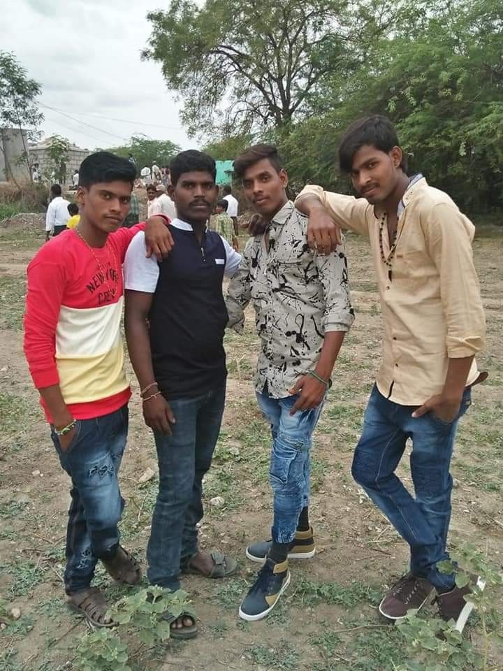 Nhóm mình toàn siêu diễn viên