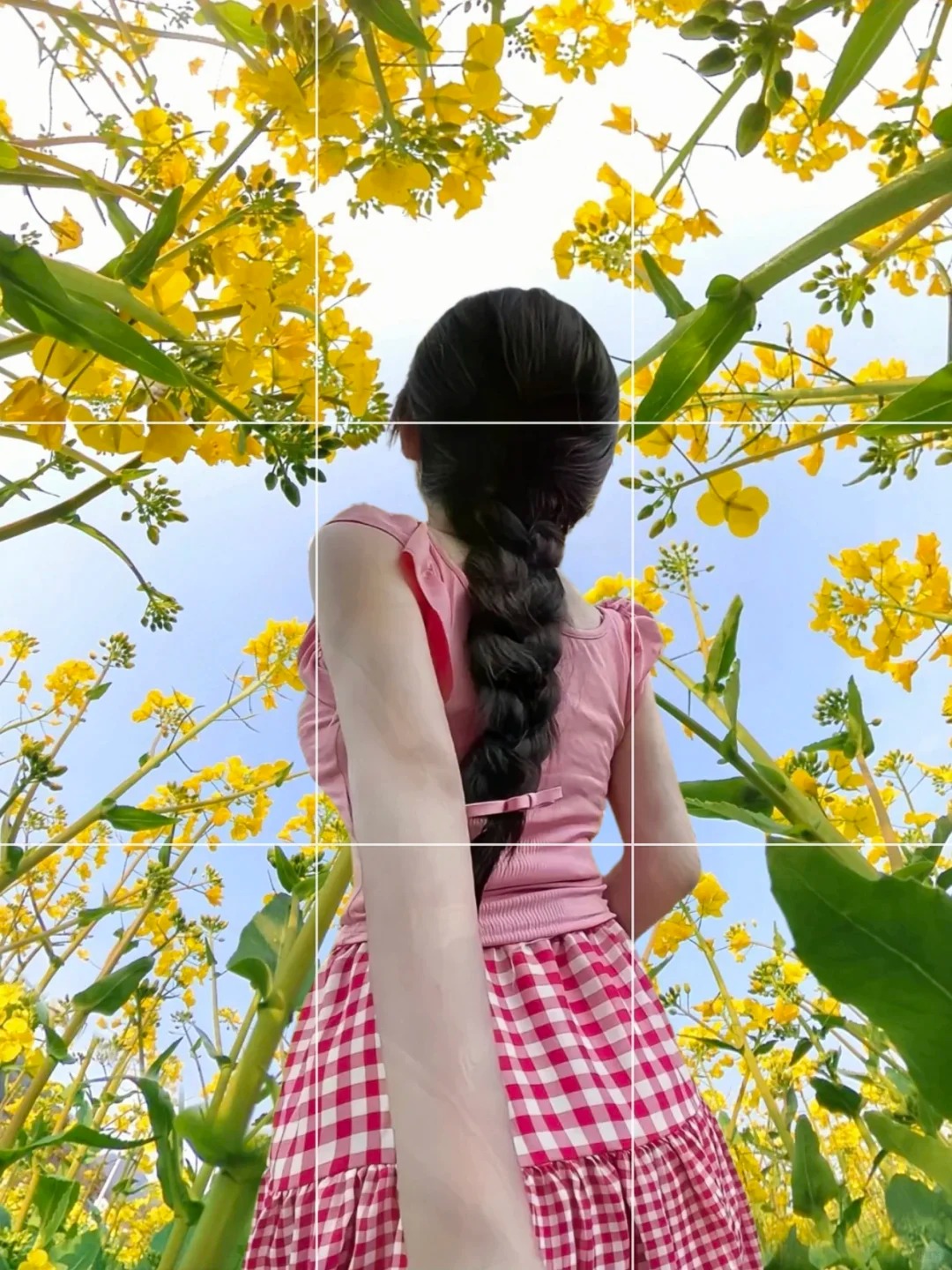 chụp ảnh với hoa