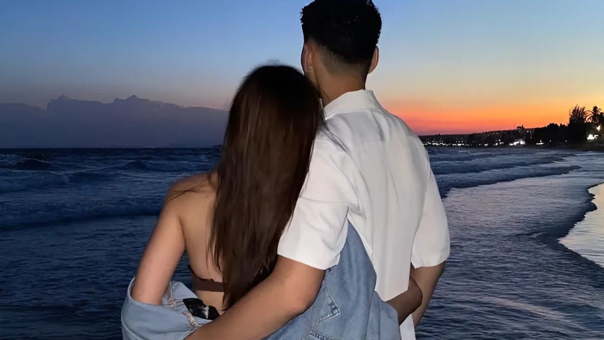 Chụp ảnh với người yêu giấu mặt cực đẹp và chuyên nghiệp