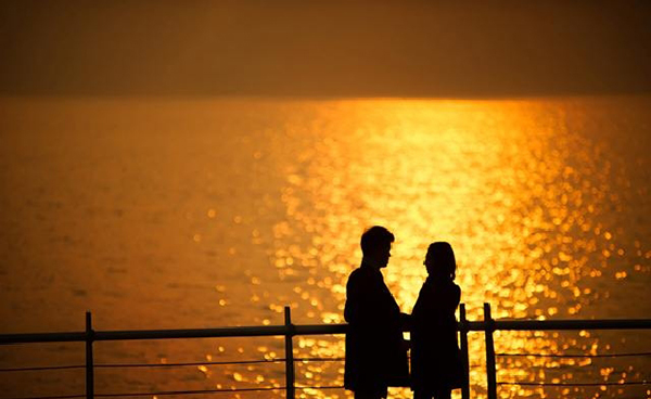 Chụp ngược sáng là kiểu chụp giúp bạn có những bức hình cực chill