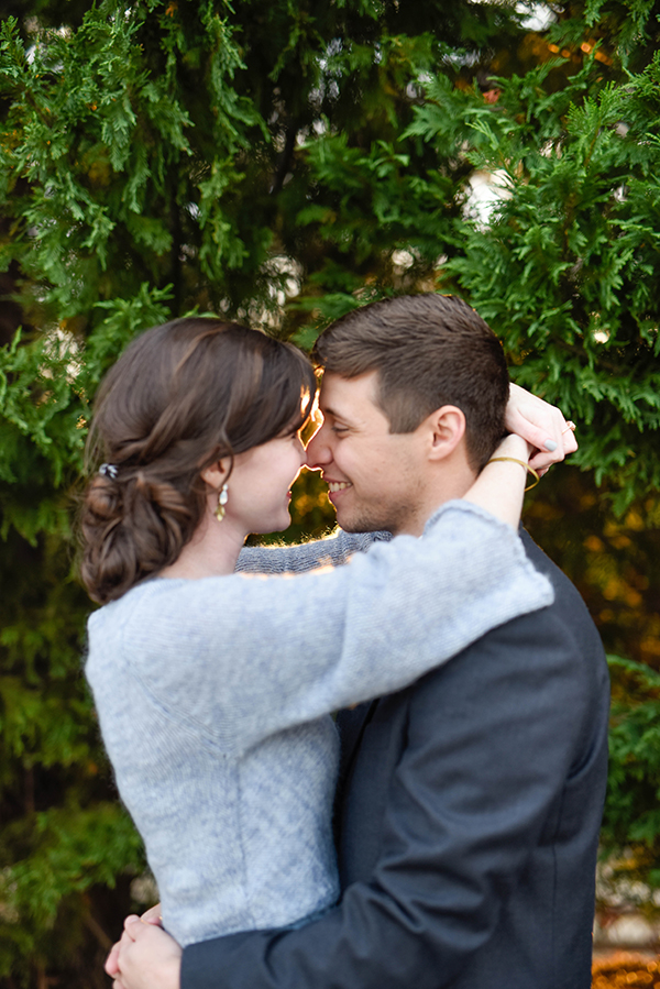 một nụ hôn sẽ làm bức ảnh của hai bạn trở nên tình cảm hơn rất nhiều