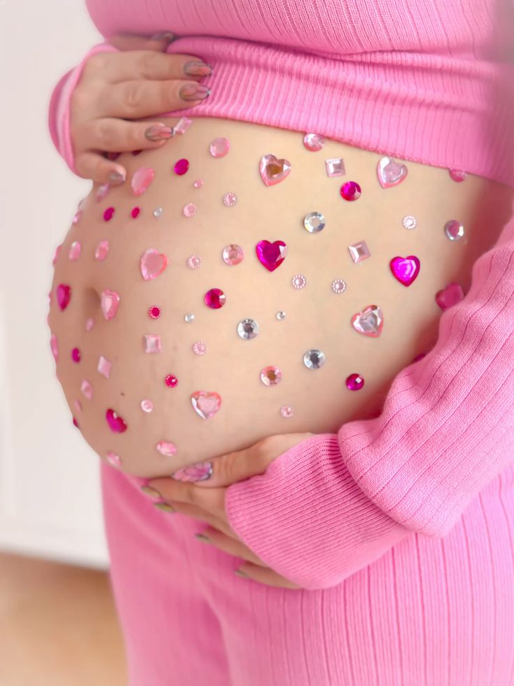 Lưu giữ nụ cười của mẹ trong bộ ảnh bầu ngọt ngào