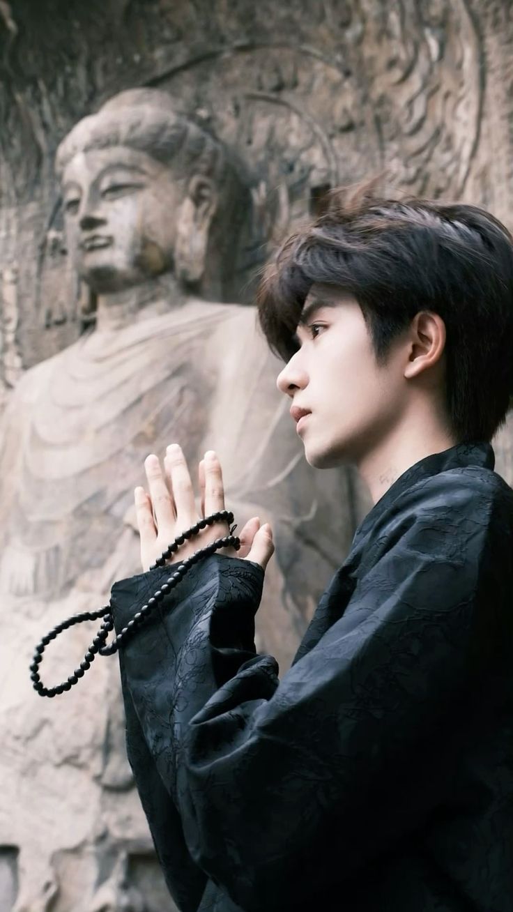 Ảnh đi chùa giúp tâm hồn thêm thanh thản