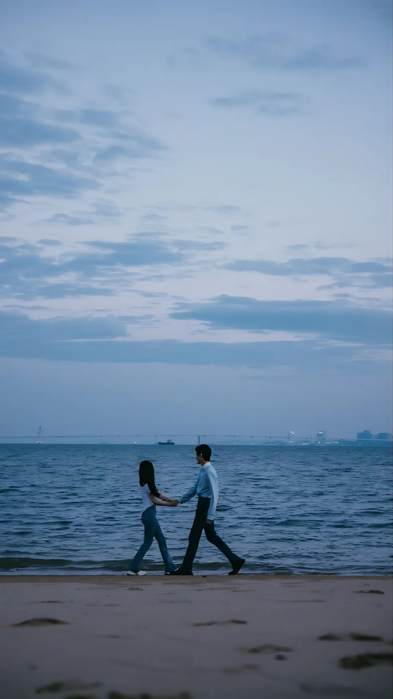 ảnh nền tình yêu điện thoại nắm tay nhau