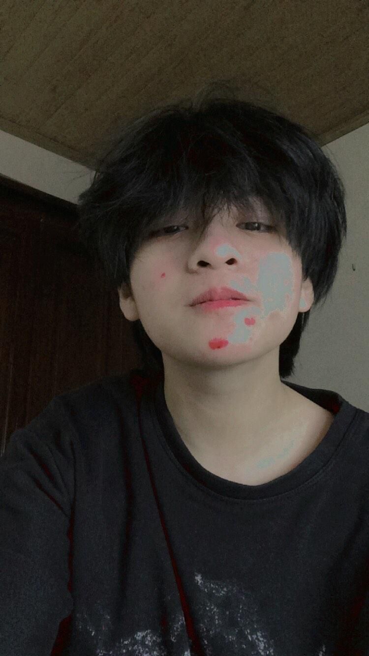 Một chiếc ảnh trai đẹp K11 đơn giản nhưng vẫn đủ để gây chú ý