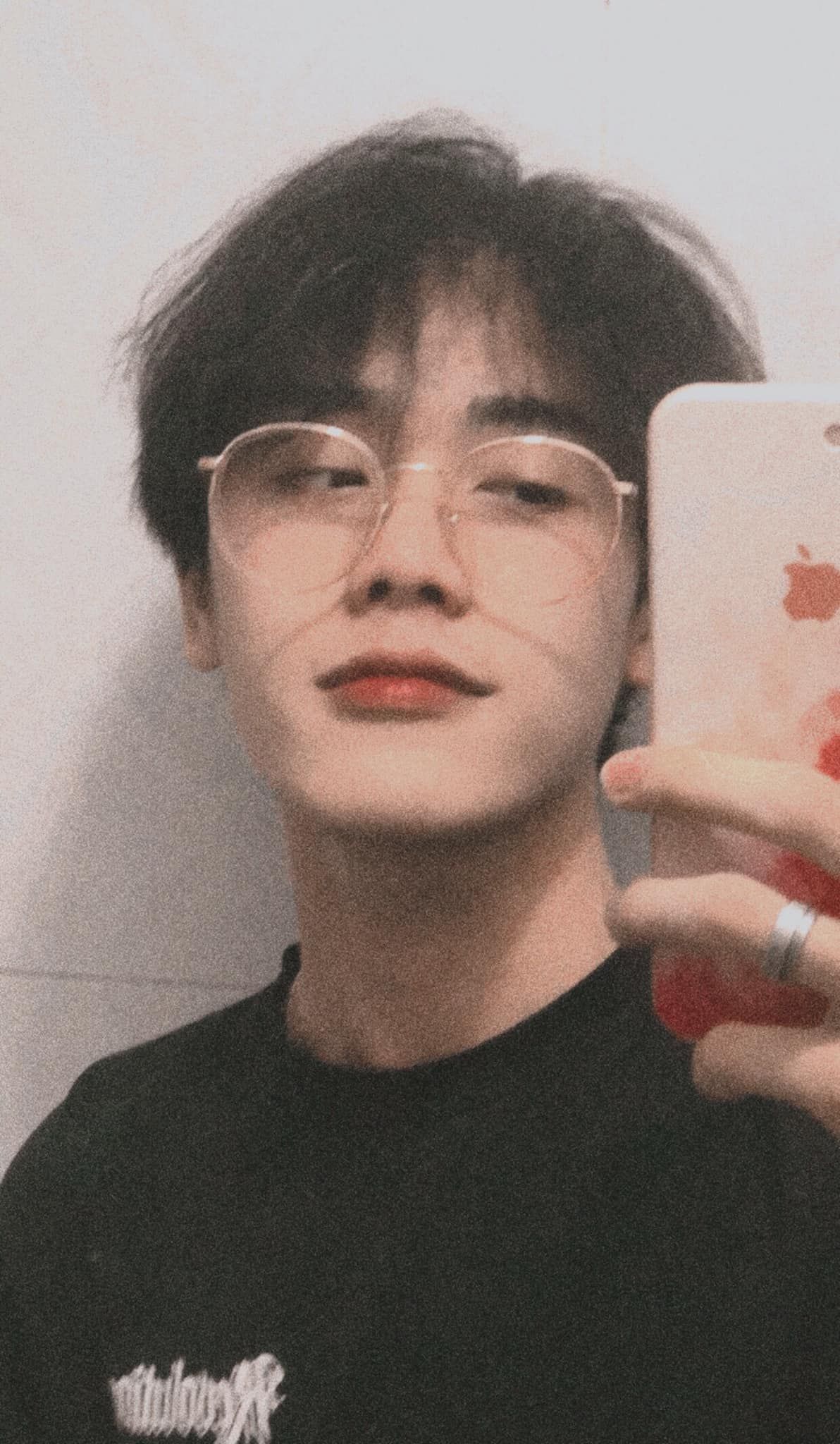 Ảnh trai đẹp 17 tuổi luôn tạo được cảm giác vui vẻ nhẹ nhàng cho người xem online