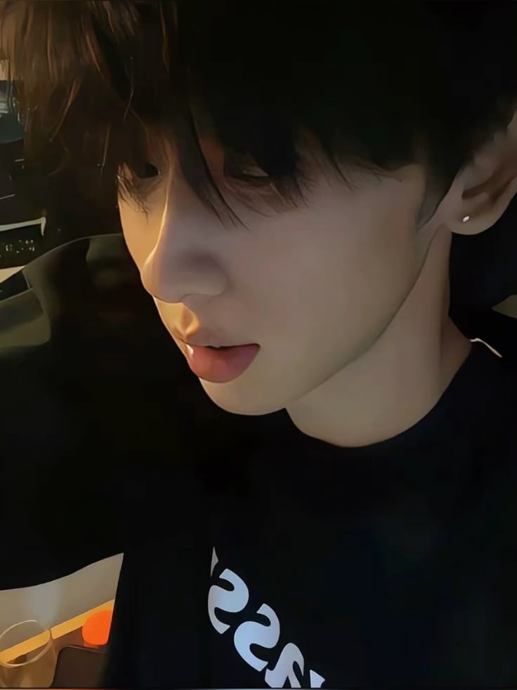 Ảnh trai đẹp 17 tuổi Việt Nam thường xuyên được nhắc đến trong các xu hướng ảnh hot