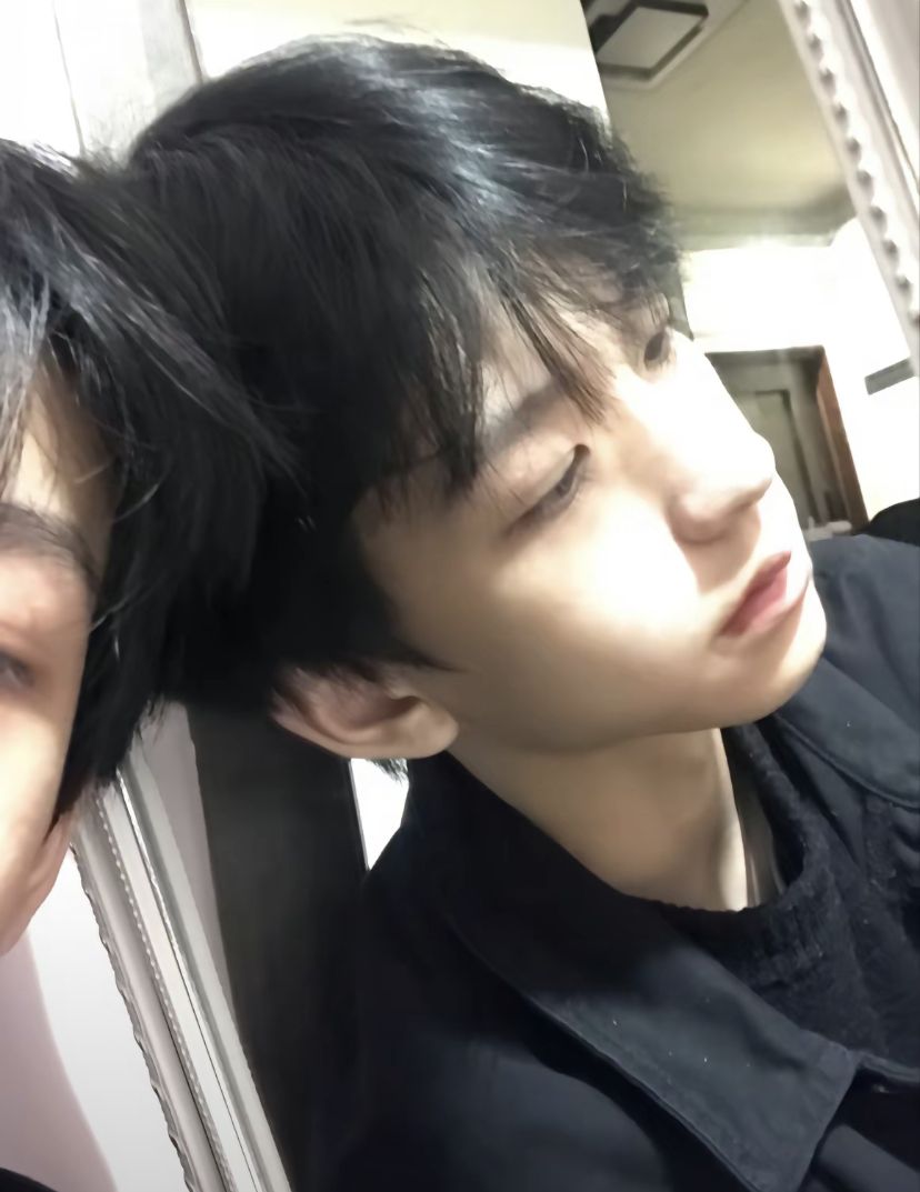 Bộ sưu tập ảnh con trai 17 tuổi luôn gợi lại tuổi trẻ vui vẻ và đáng nhớ của nhiều người