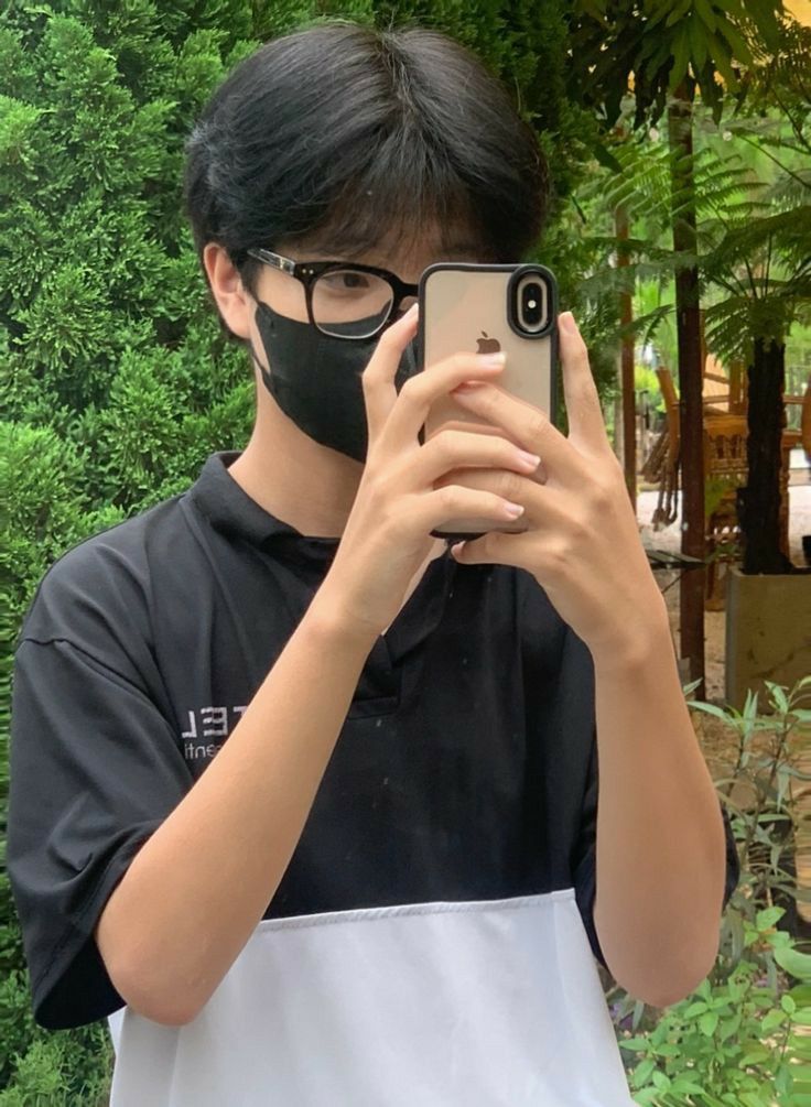 Ảnh trai 17 tuổi mang lại nét riêng khó nhầm lẫn so với những độ tuổi khác trên mạng