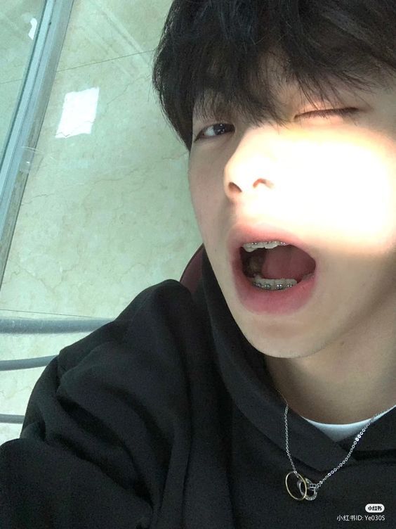 Ảnh trai 18 tuổi nhận được nhiều lượt yêu thích vì mang lại sự thân thiện chân thật