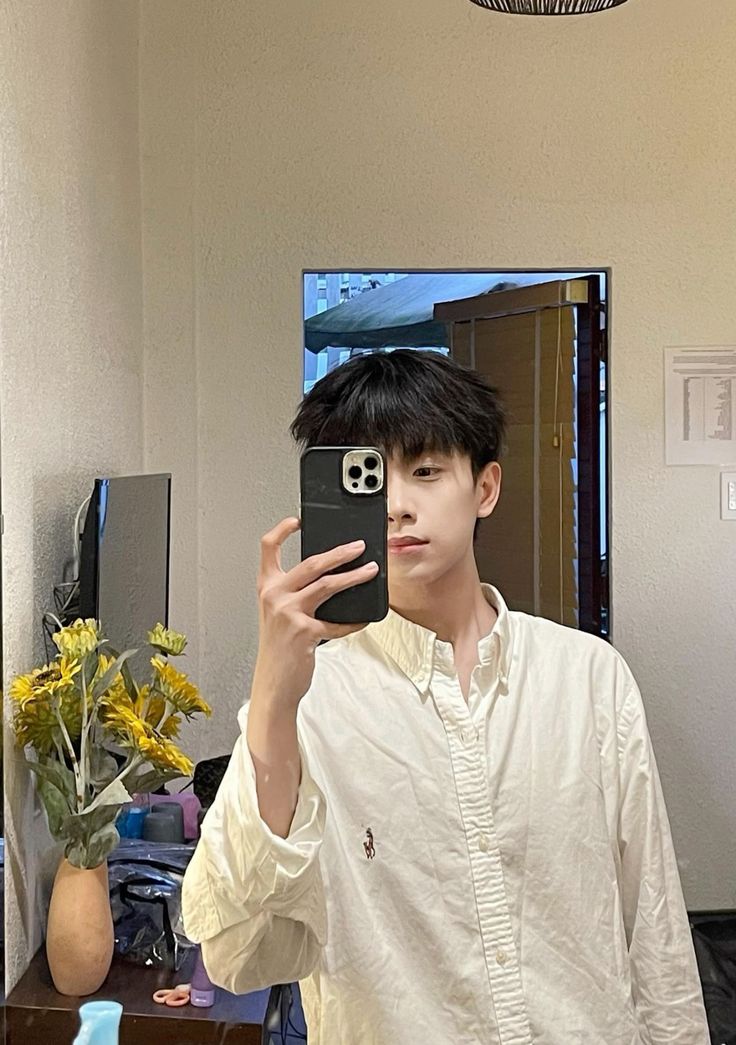 Hình ảnh trai đẹp Việt Nam 18 tuổi được nhiều người yêu thích và chia sẻ liên tục