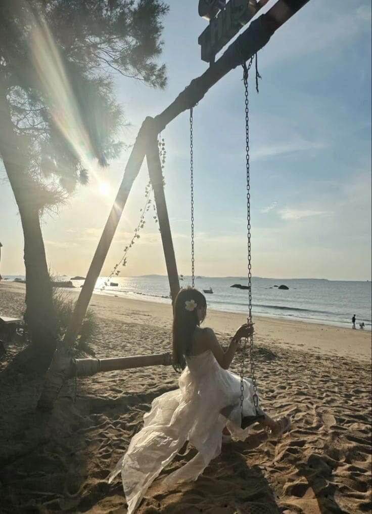 Mẹo Chụp Ảnh Đi Biển Từ Phía Sau Đẹp Hơn