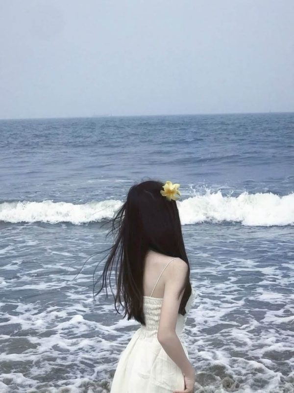 6+ Cách Tạo Dáng Ảnh Đi Biển Chụp Sau Lưng Đẹp Mê Ly