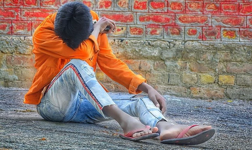 Ảnh nền buồn cho nam tải về máy tính