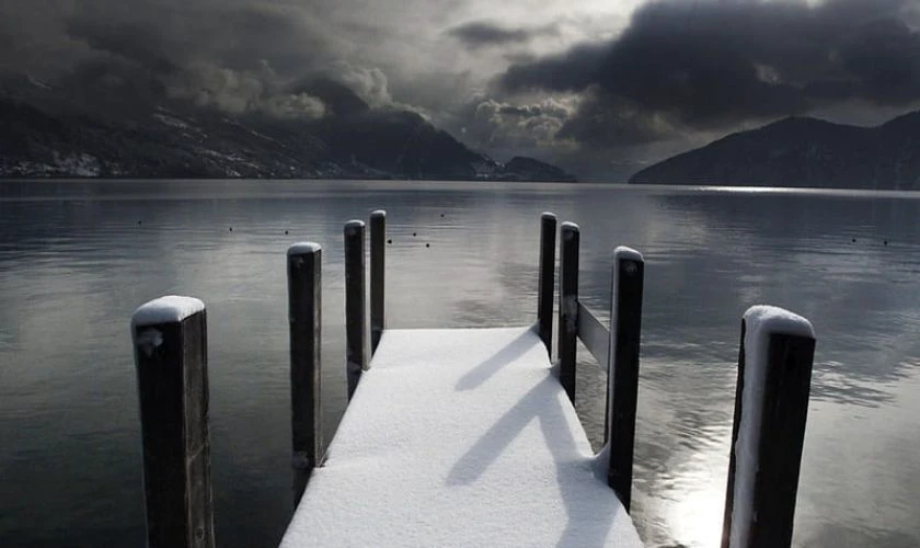 Hình nền buồn cảnh biển