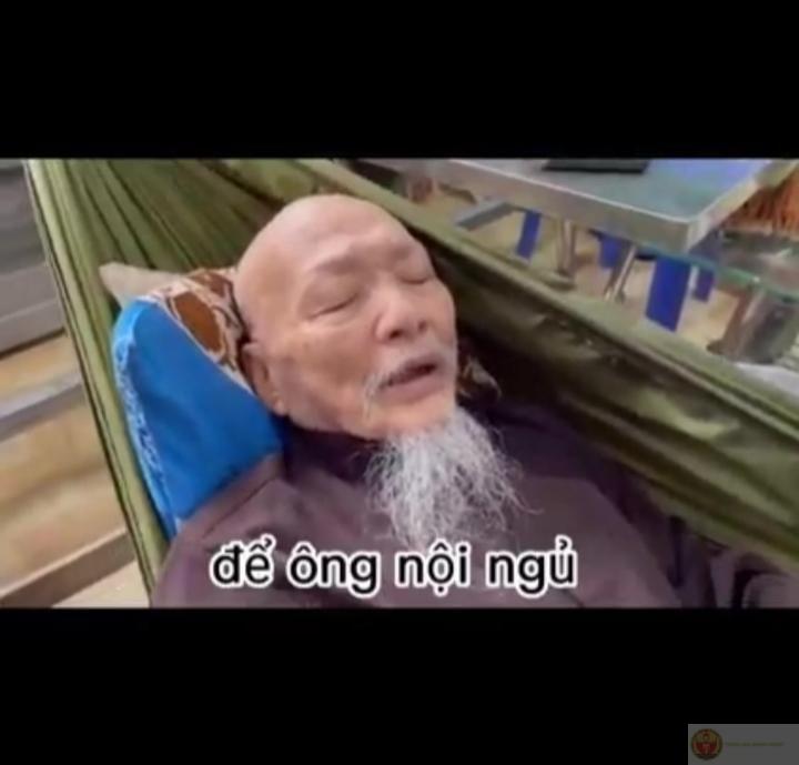 Một chiếc ảnh chế thầy ông nội bá đạo lan truyền mạnh mẽ trên mạng xã hội