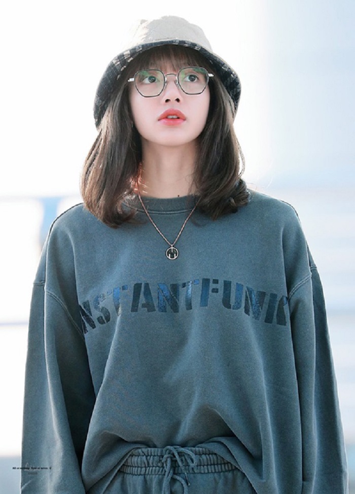 Lisa với gu thời trang siêu chất