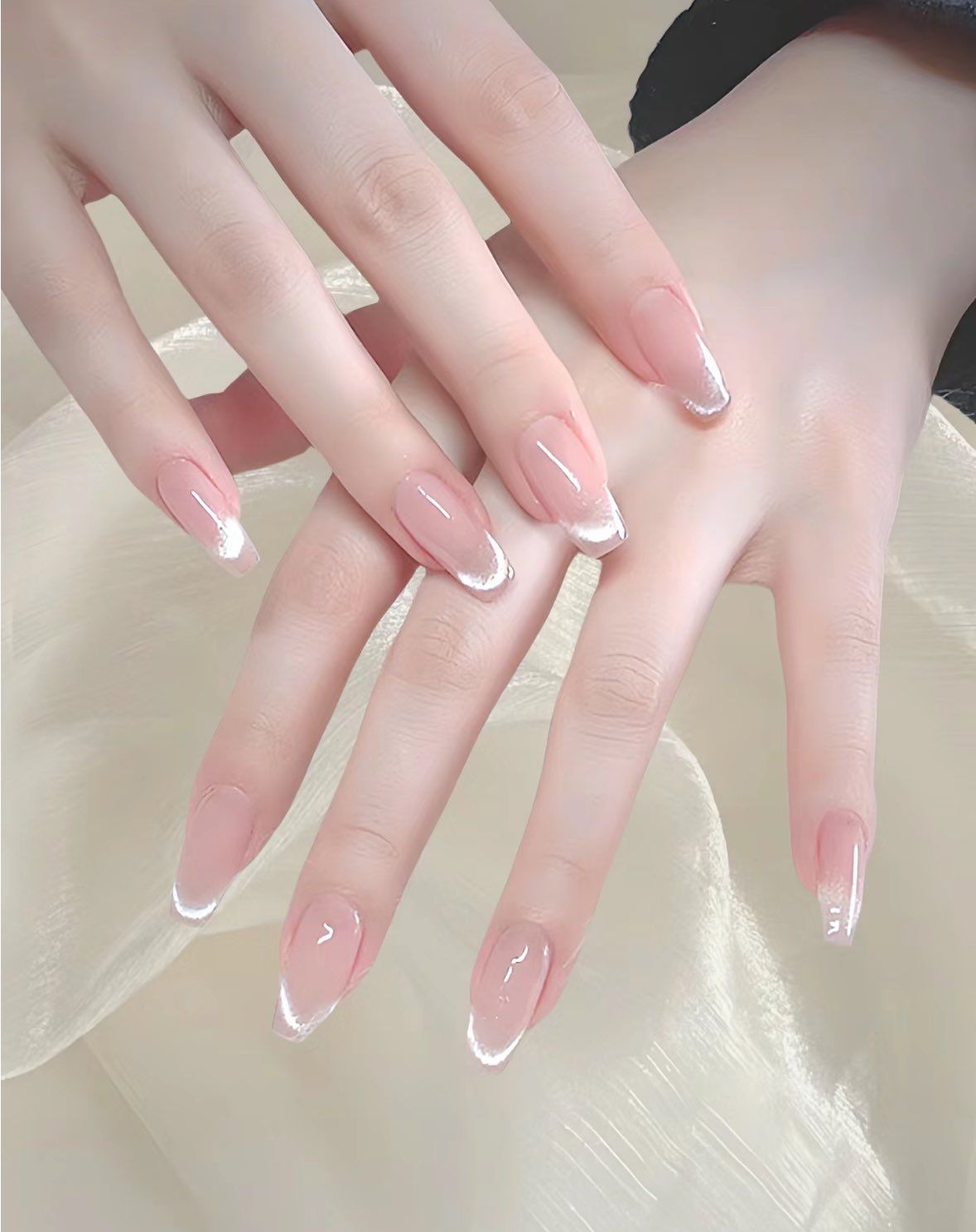 Nail màu nude 2