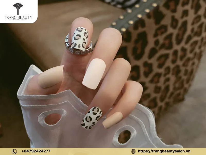 mau nail dai vuong 28