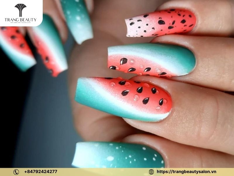 Móng dài vuông họa tiết hoa quả ấn tượng