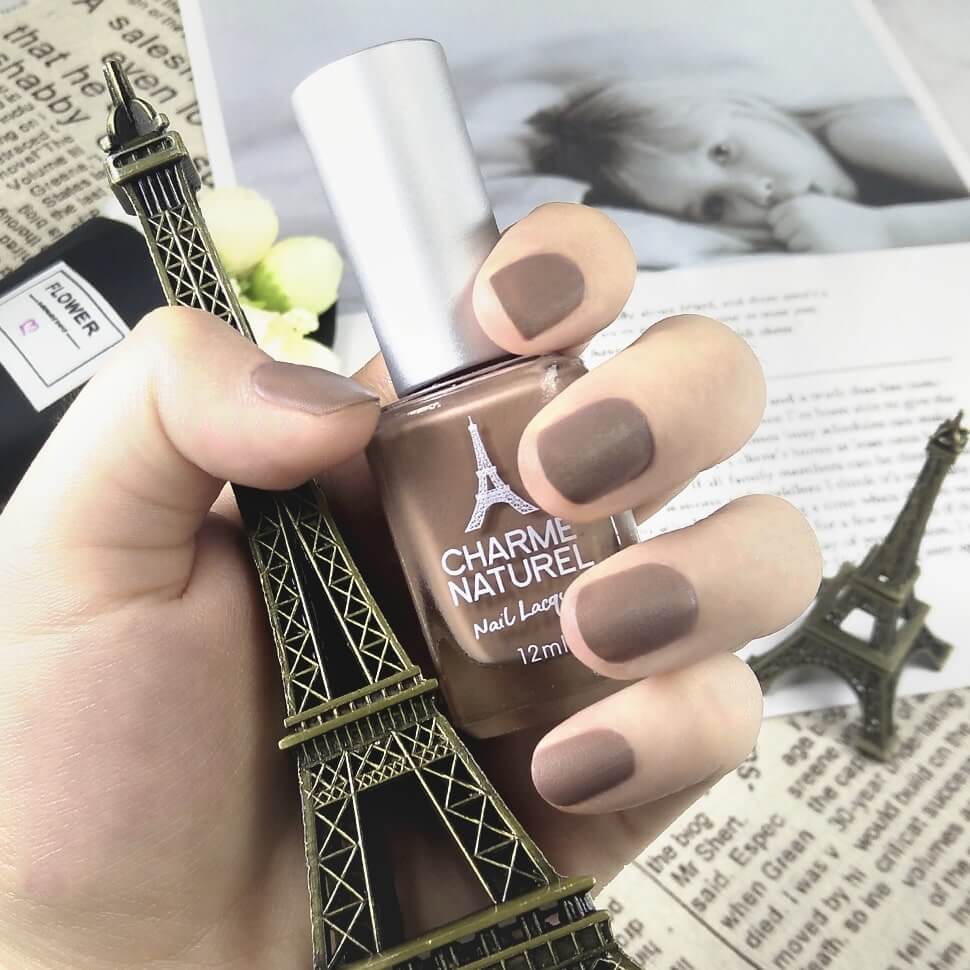 Màu nail cho móng ngắn da ngăm