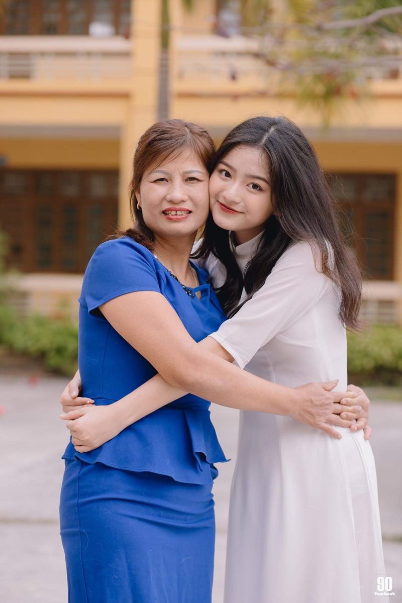 Ngày kỷ yếu thêm ý nghĩa khi có ba mẹ