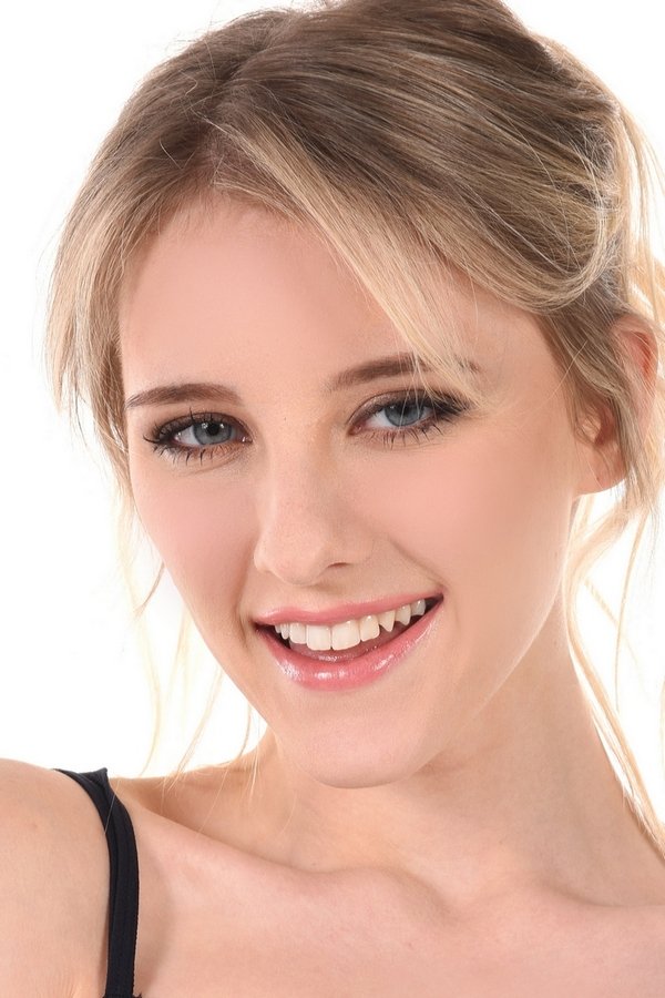 Melody Marks Biography, Age, Wiki, Height, Weight, Boyfriend, Family & More