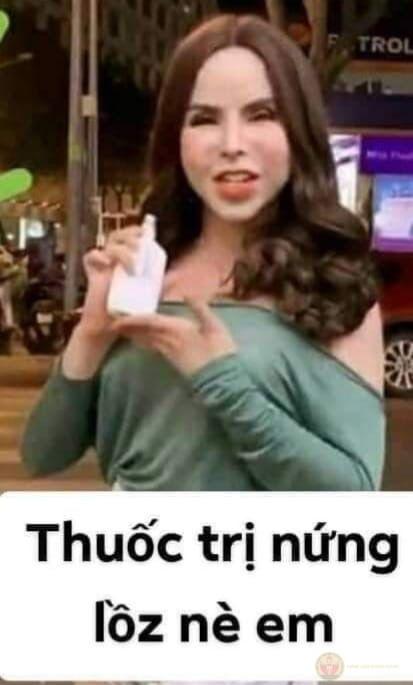 Meme chửi bạn tạo sự kết nối thông qua tiếng cười nhẹ nhàng và gần gũi thân thiện