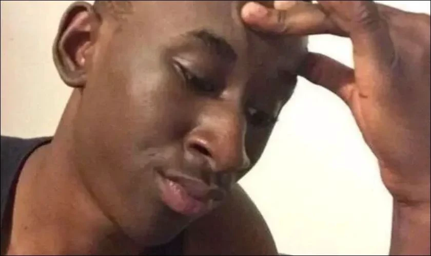 Ảnh meme anh da đen biểu cảm độc đáo