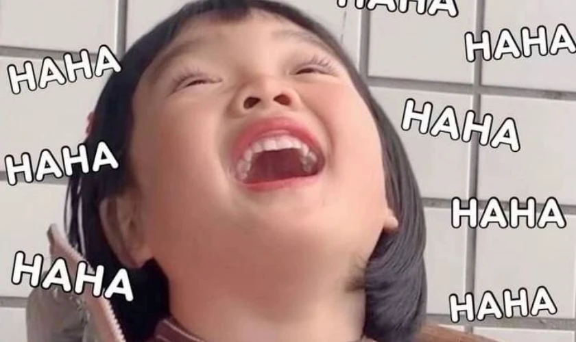 Ảnh meme em bé cười