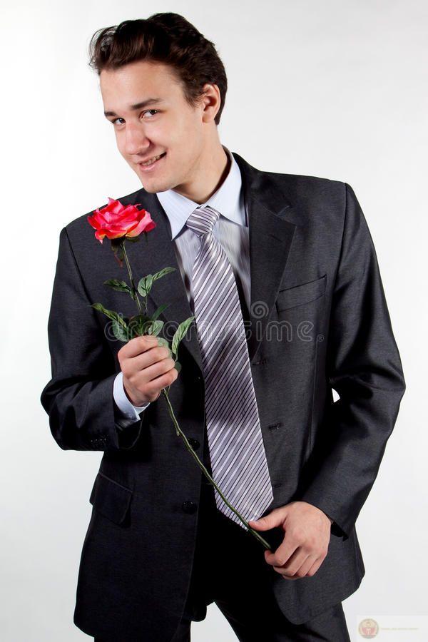 Hình chế tặng hoa hài hước khiến dân tình vừa buồn cười vừa thấy dễ mến