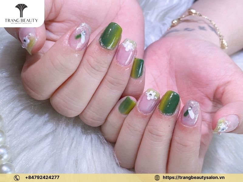 Nail xanh bơ phối kim tuyến