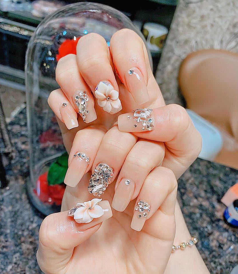 Mẫu nail tết 2024 đẹp