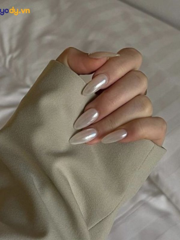 Mê mẩn với 99 mẫu nail tráng gương ngọc trai HOT TREND 2025