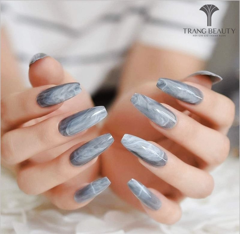 Nail trơn phối màu xám đẹp mắt