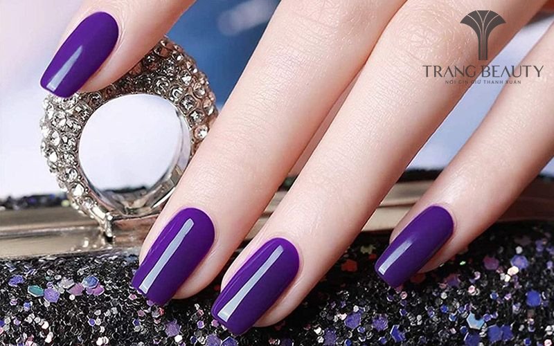 Nail trơn tím thủy chung
