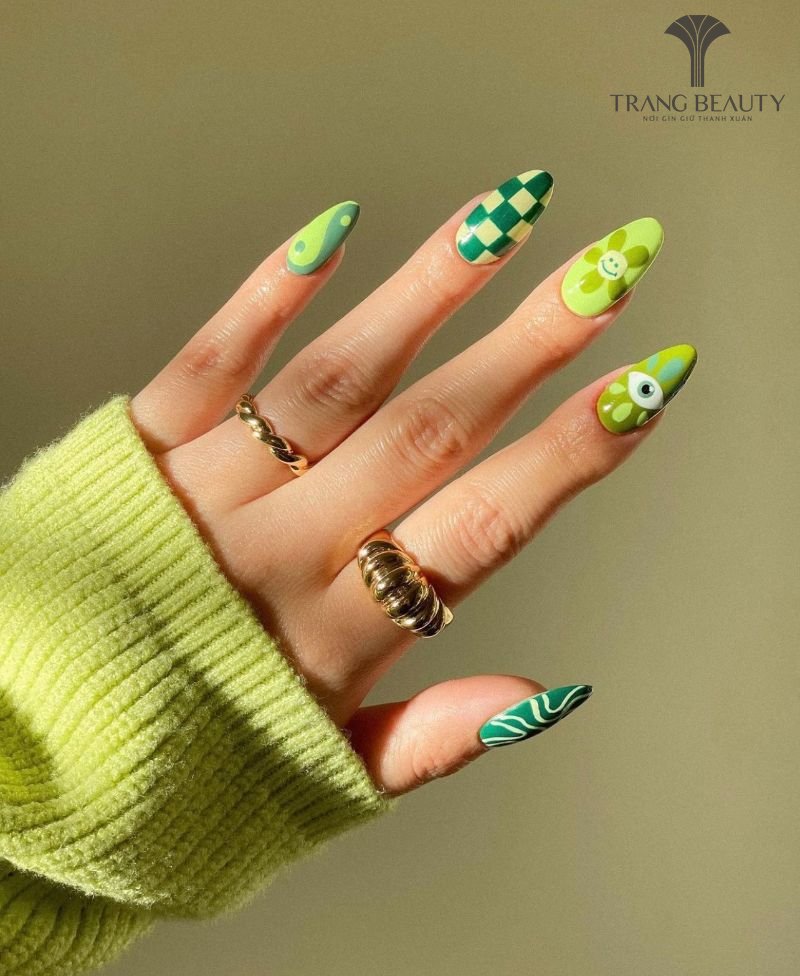 Kiểu móng trơn xanh vui nhộn