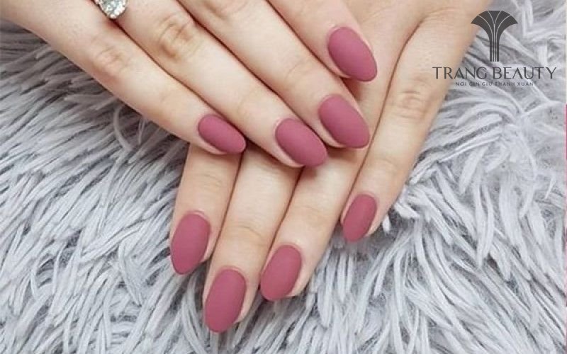 Nail màu hồng đất
